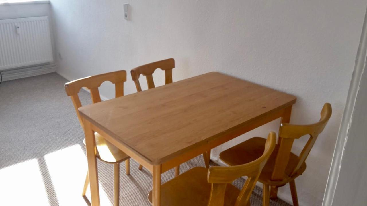 Apartamento Karsdorf "Alte Schule" Im Burgenlandkreis Exterior foto